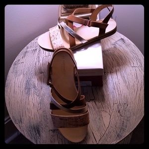 Naturalizers Sandals 8 Wide